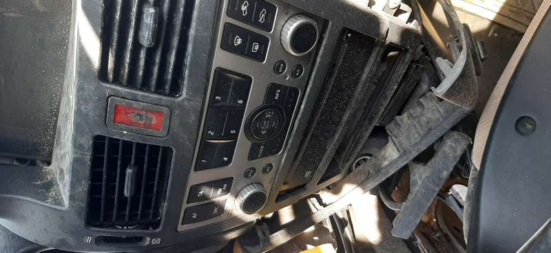 TOYOTA HİLUX ADVENTURE 2.7 ÇIKMA YEDEK KLİMA PANELİ_731